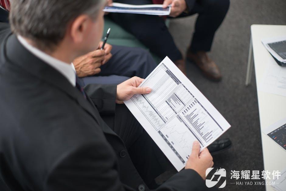 企业如何通过绩效薪酬管理系统提升人效与员工满意度